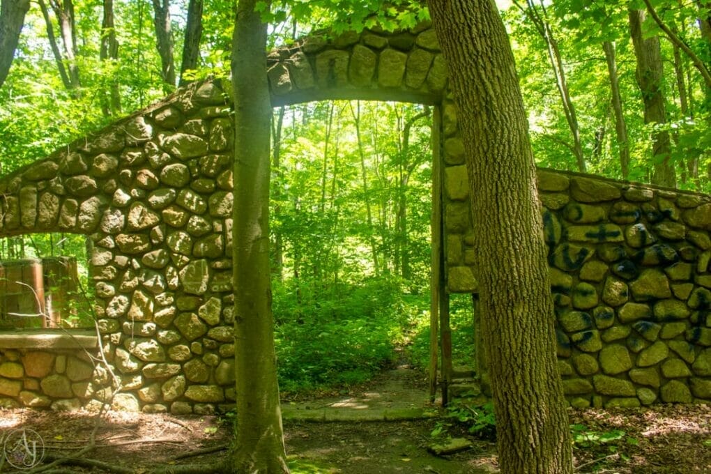 Ruin in Notch Trail Hudson River